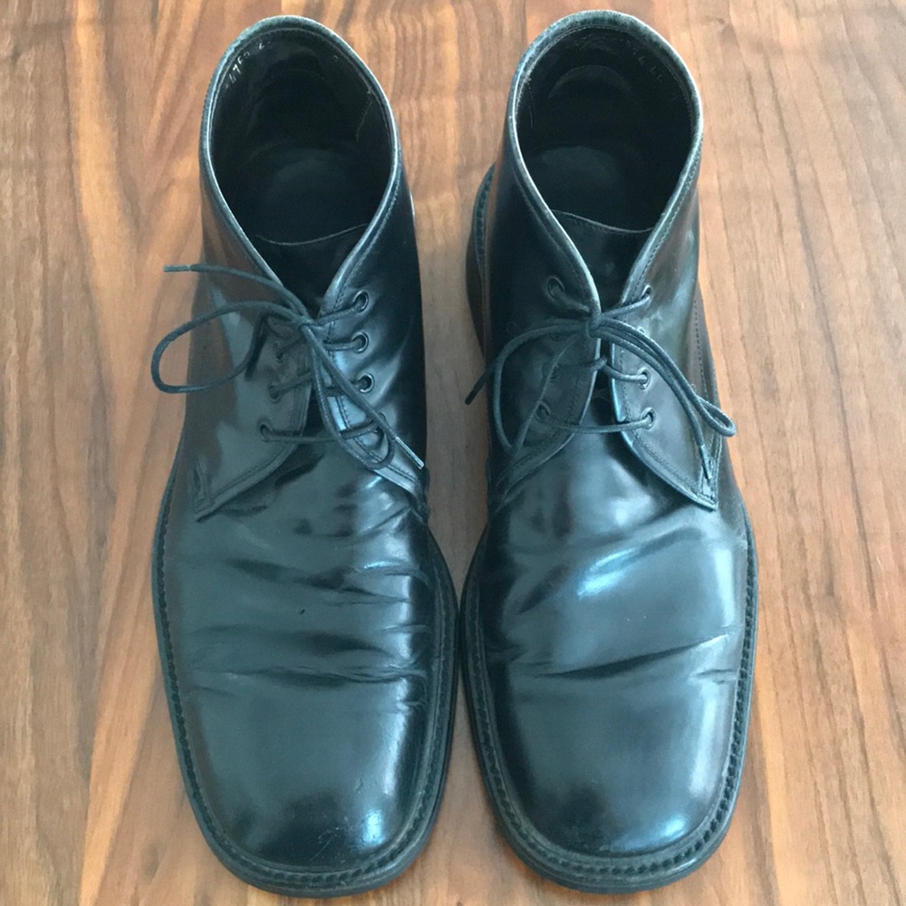 Hugo Boss vintage black leather dress boots
